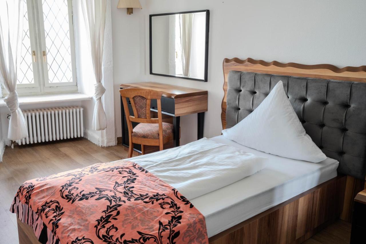 Eventlocation & Hotel Schloss Neuburg Obrigheim Zewnętrze zdjęcie