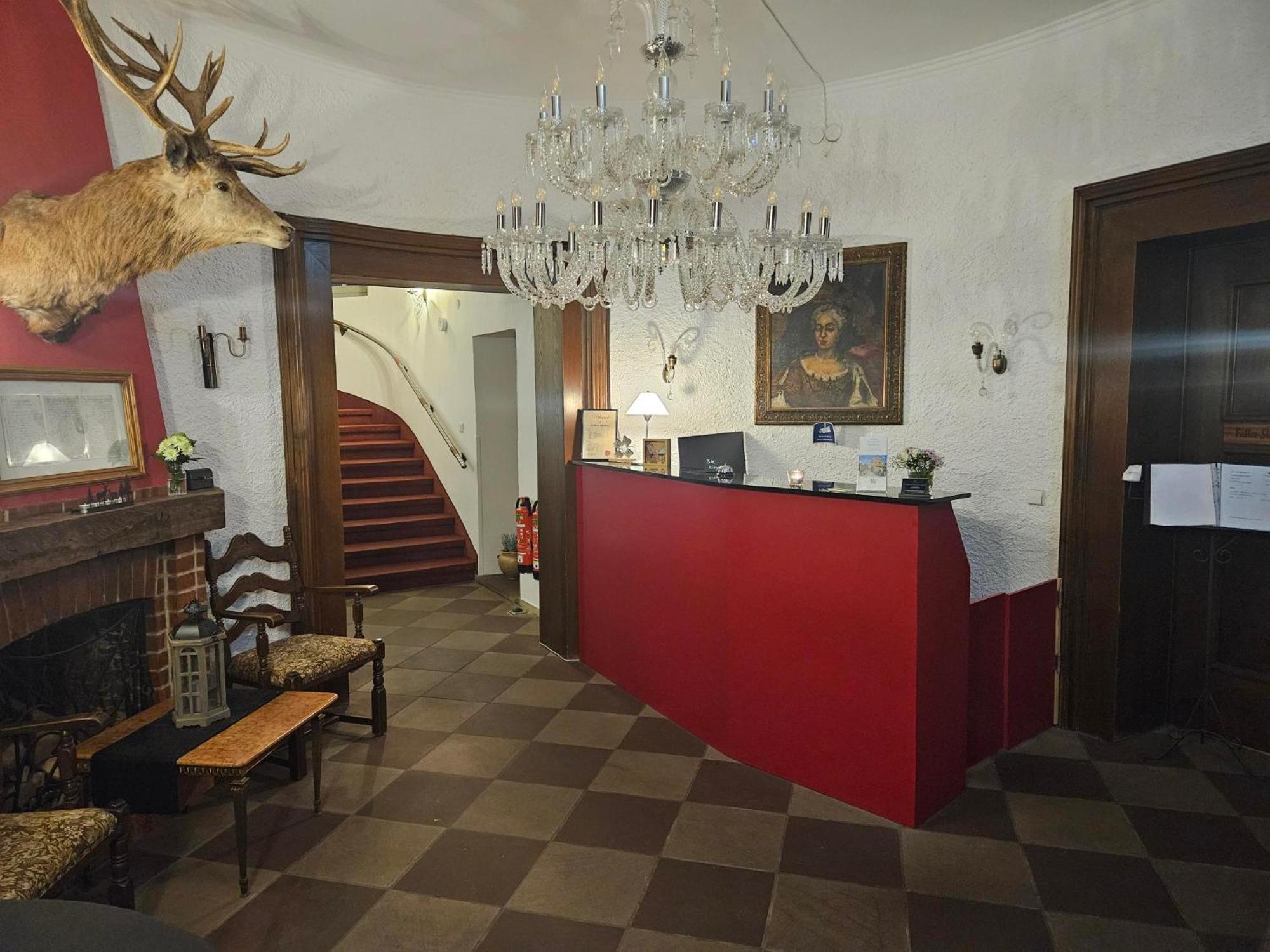 Eventlocation & Hotel Schloss Neuburg Obrigheim Zewnętrze zdjęcie